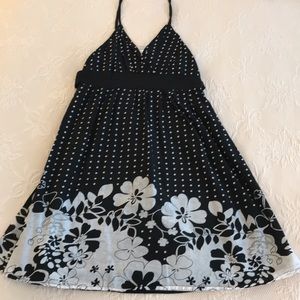 Adorable sundress-dots and flowers